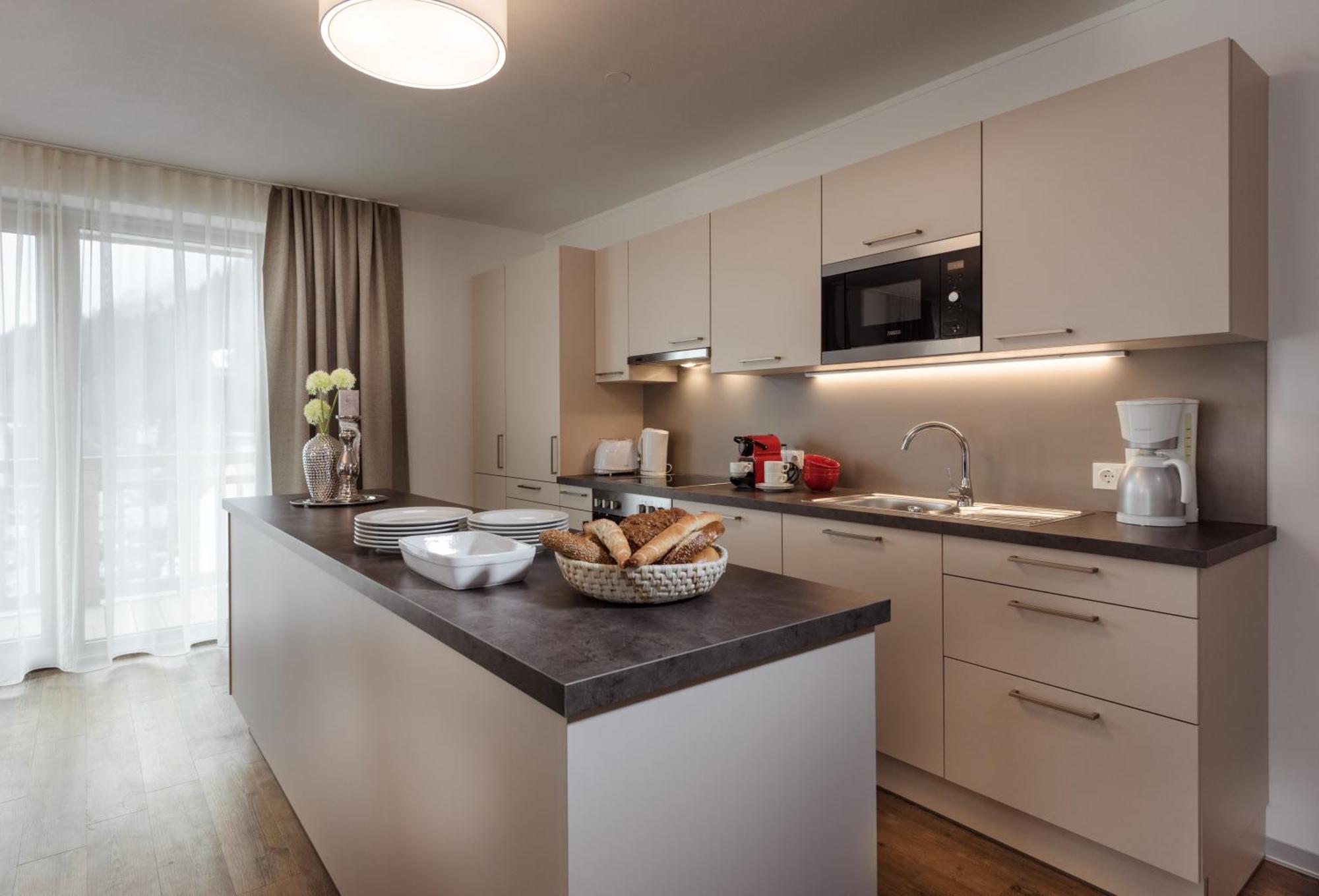 Alpenparks Hotel & Apartment Central Zell Am See Exterior foto