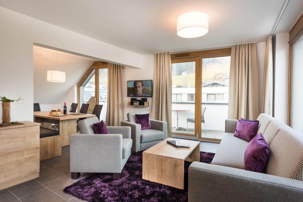 Alpenparks Hotel & Apartment Central Zell Am See Cameră foto